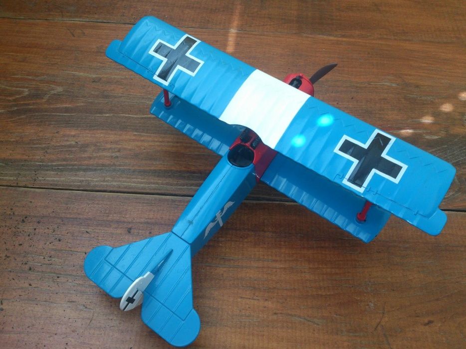 Модель самолета масштабная 1:48 fokker-D7