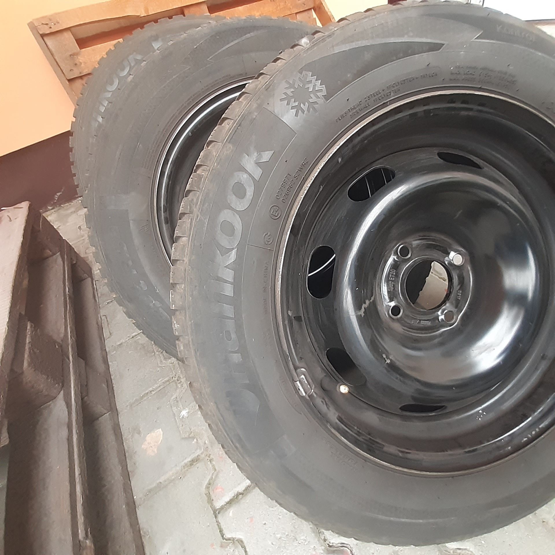 Диски R15. Розболтовка 4×108.