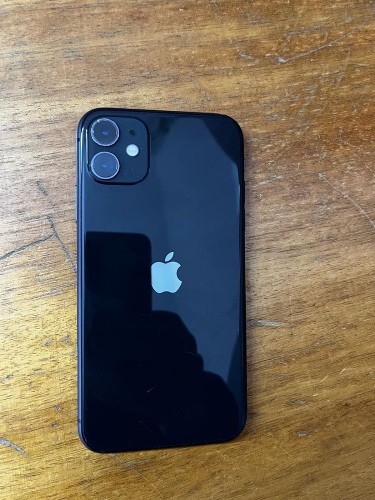 Iphone 11 em bom estado