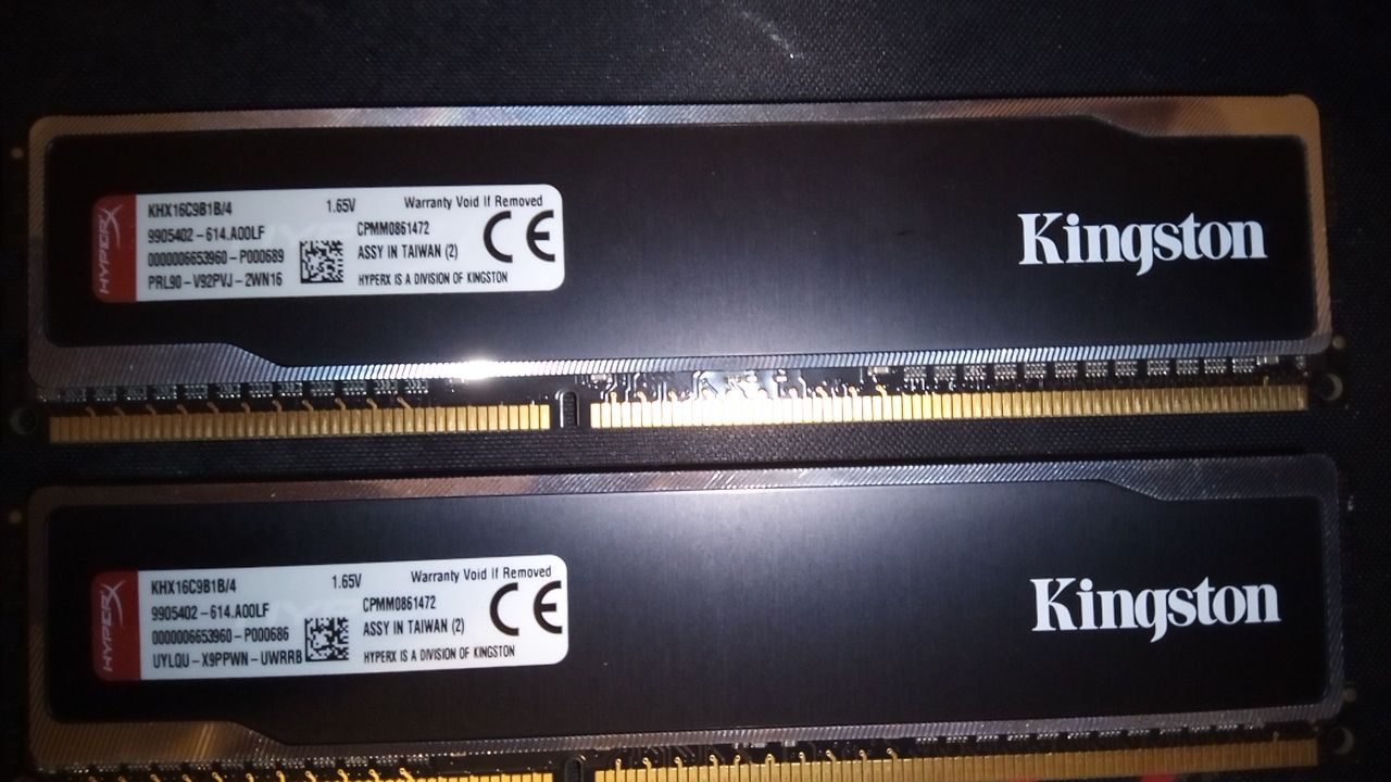 Pamięć HyperX 2x4 1600MHz CL9 Black KHX16C9B1B/4