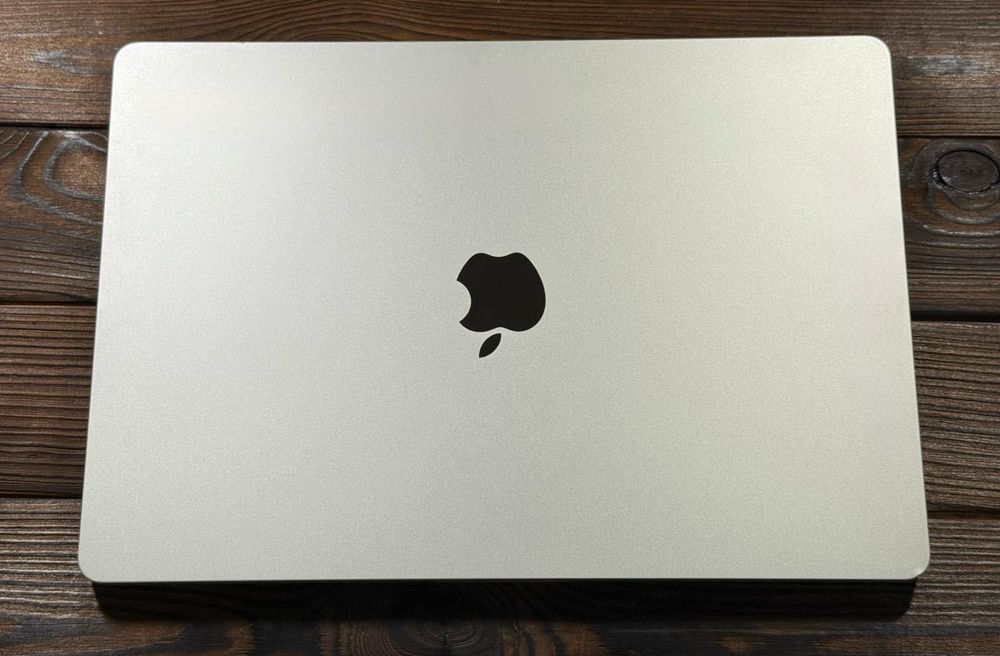 Macbook Air 15 2023 10 cores 8ram 512gb silver MQKQ3 MQKV3 Новый*850$