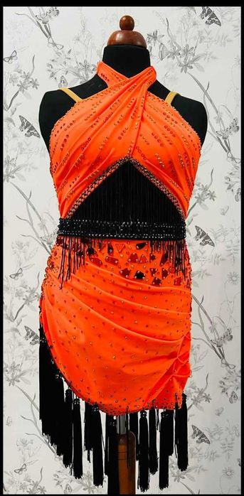 Profesjonalna sukienka turniejowa do tańców Latynoamerykańskich