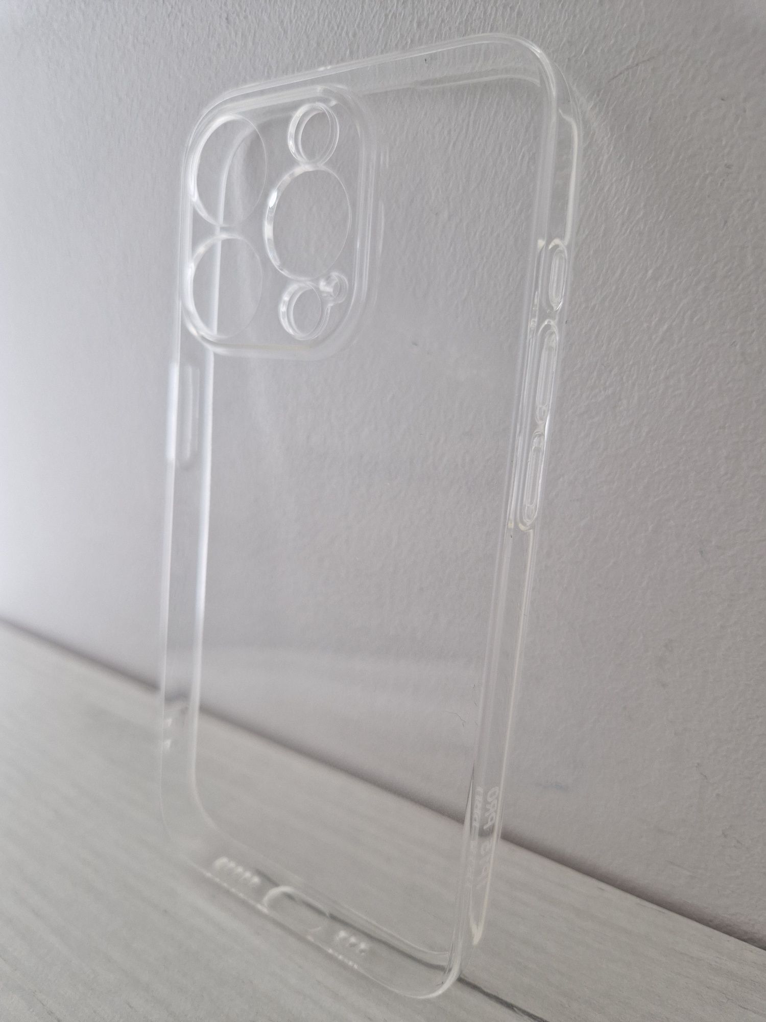 Ultra Clear 1mm Case do Iphone 15 Pro Przezroczysty