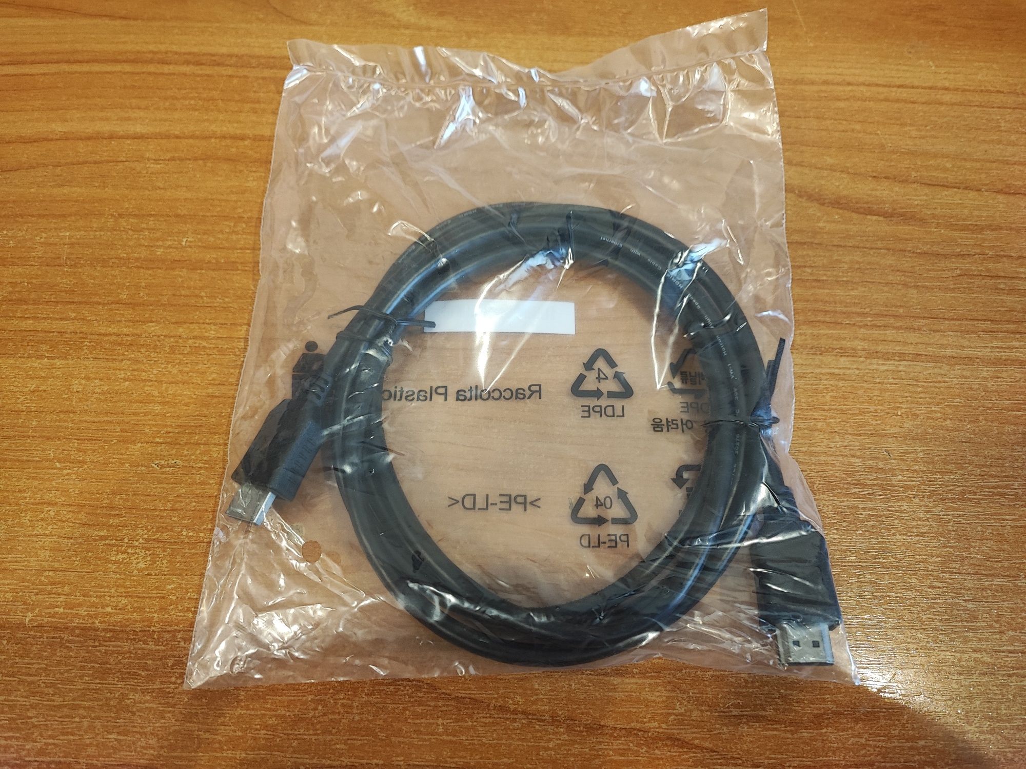 HDMI кабель 1.8 м. (Есть много)