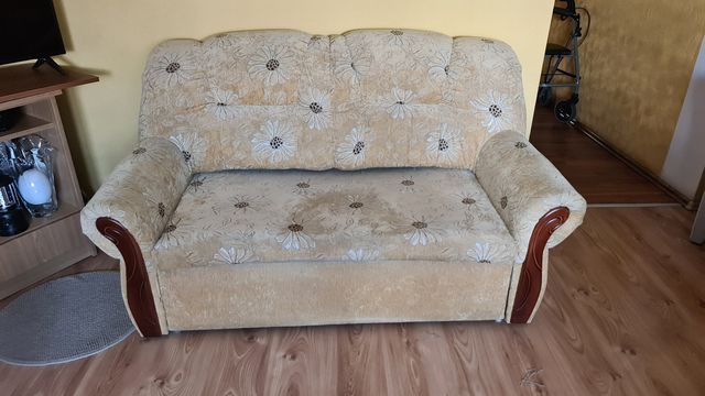 Sofa rozkladana szer 150 wys 90
