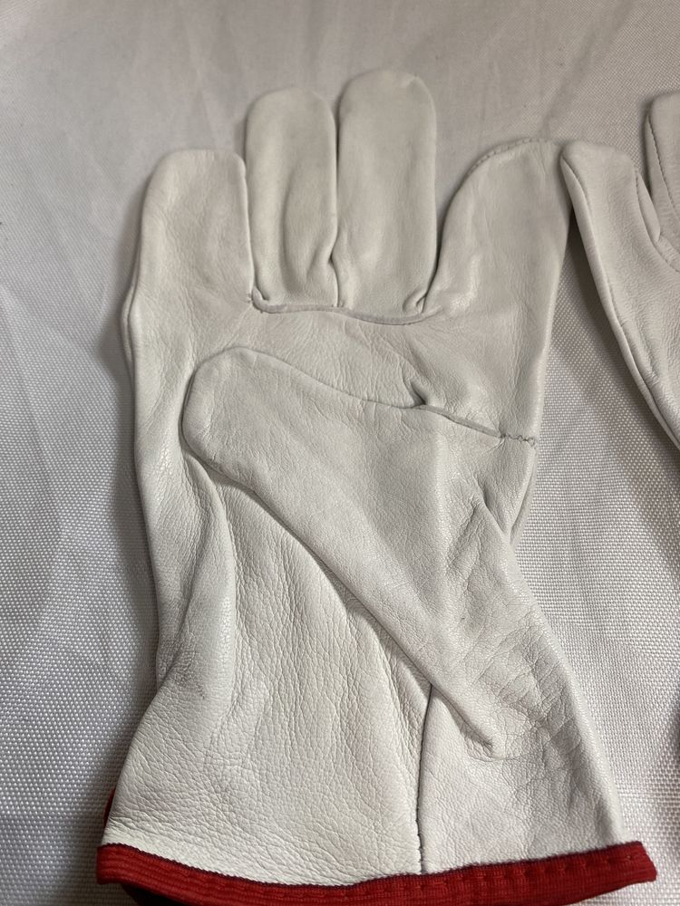 Krótkie rękawice robocze ze skóry monterskie spawalnicze ogrifox
