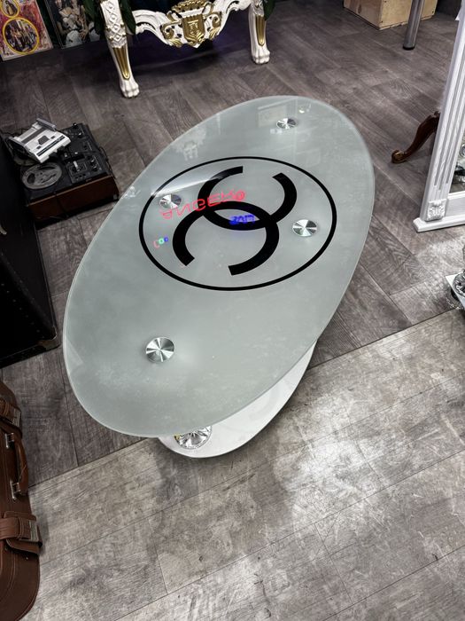 Столик журнальний,столик,стіл