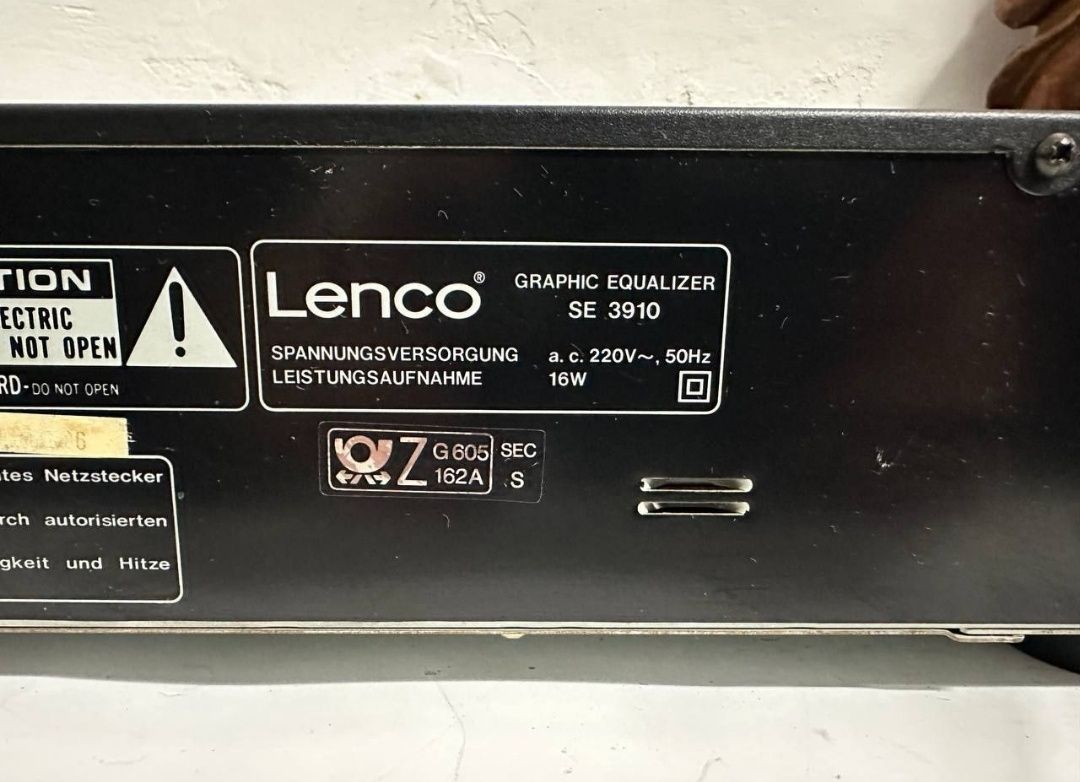 Korektor Lenco SE 3910