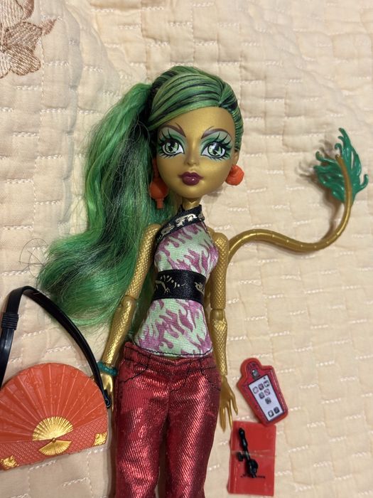 Дженіфер Лонг Монстер хай