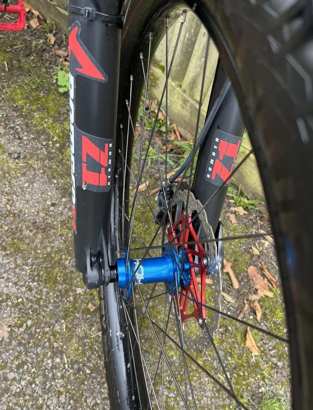 Pivot Switchbalde 27.5+/29 Medium alloy Hope spec