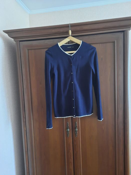 Кофта Reserved на пуговичках женская Тонкая Шерсть