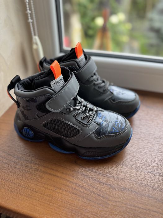 Осінні кросівки/ботинки Clibee