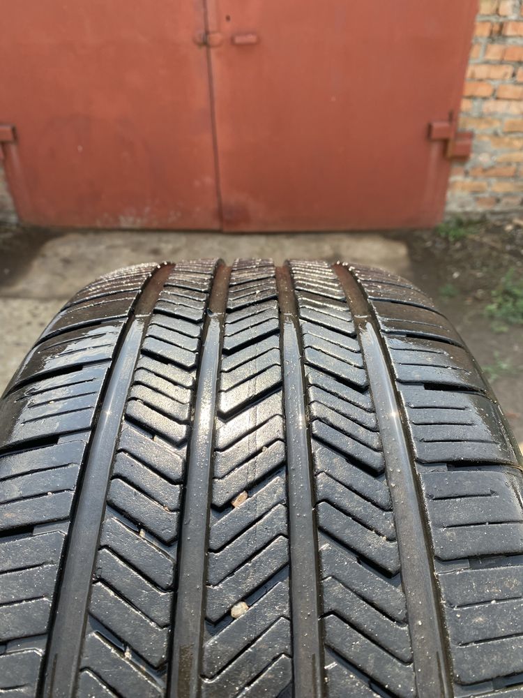 Резина Goodyear 245/40/18