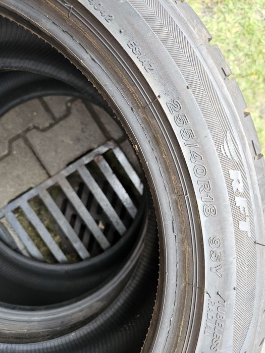 Opony Bridgestone 255/40/18