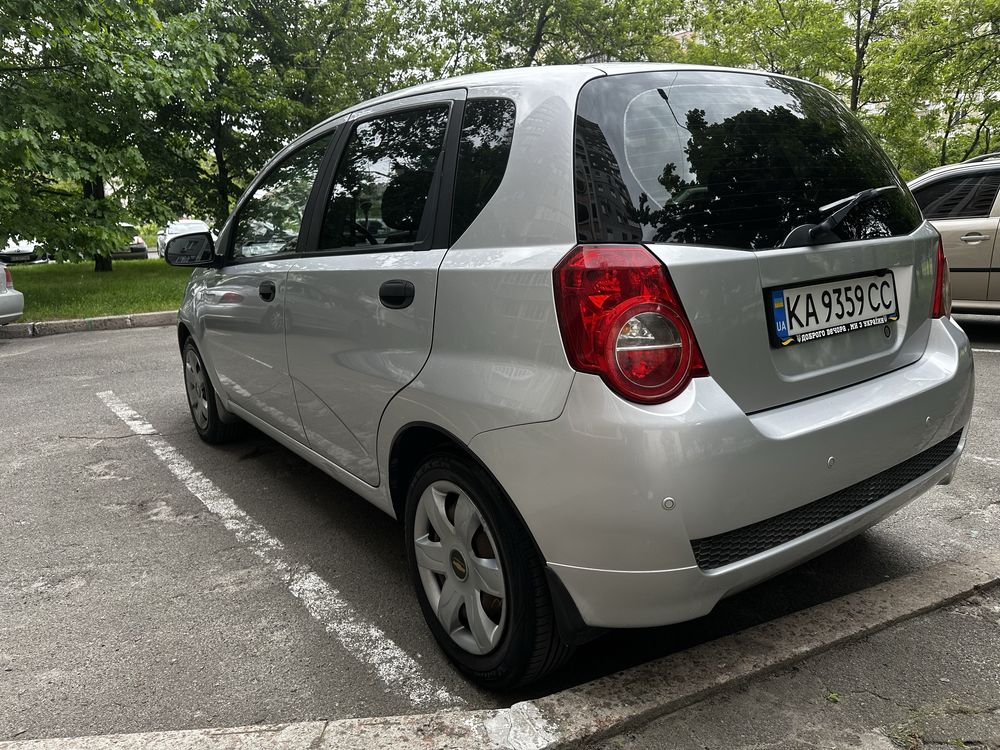 Chevrolet aveo 1.5 2011 77т.км автомат!!!