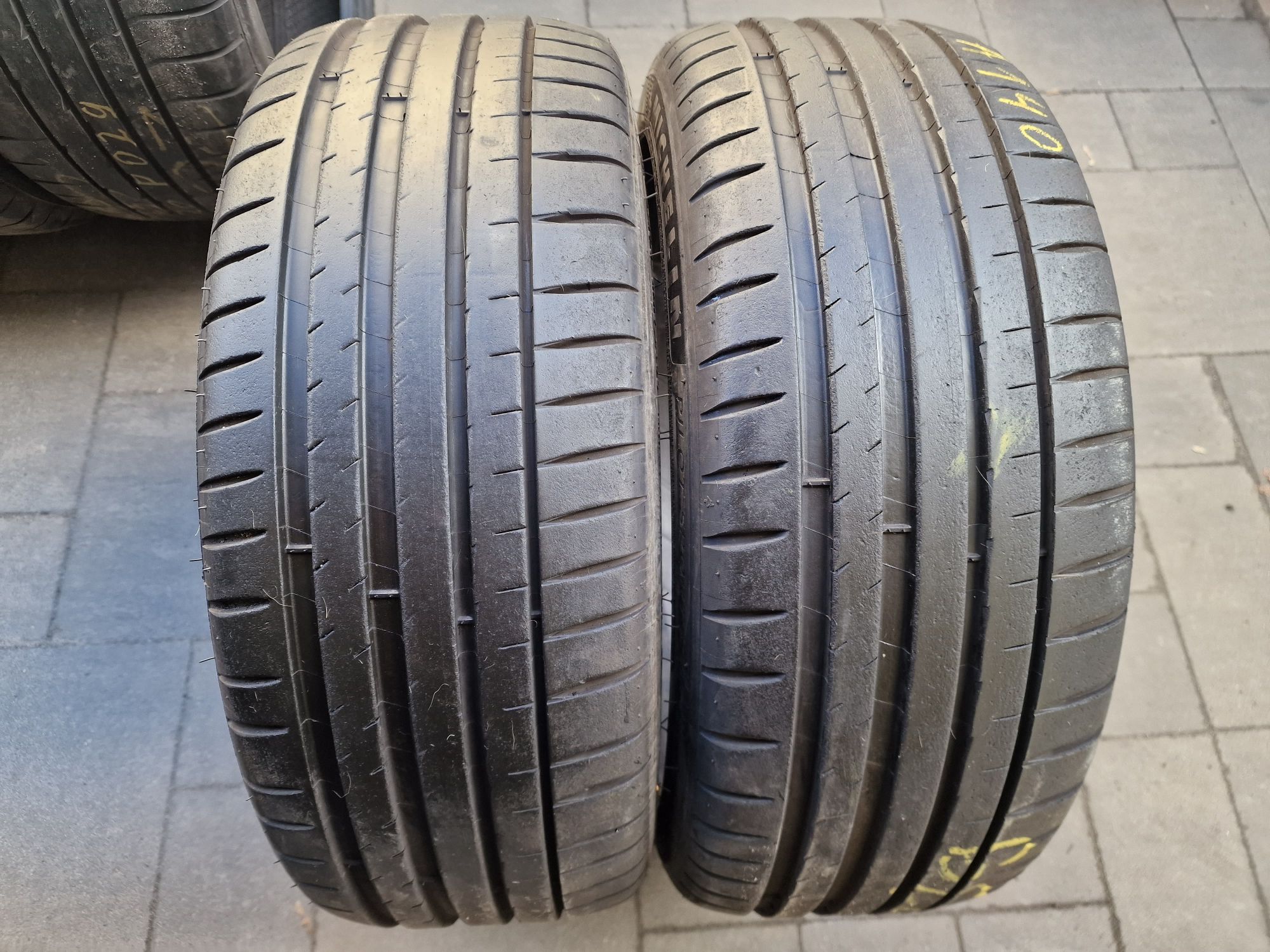 Пара летних шин 215/45 R17 Michelin pilot sport 4