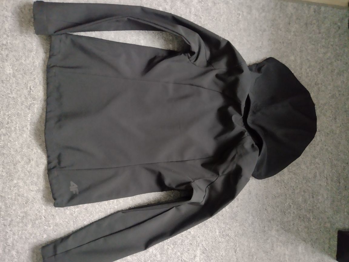 Softshell damski 4f XS

Producent: 4F

Symbol: H4L22 SFD0