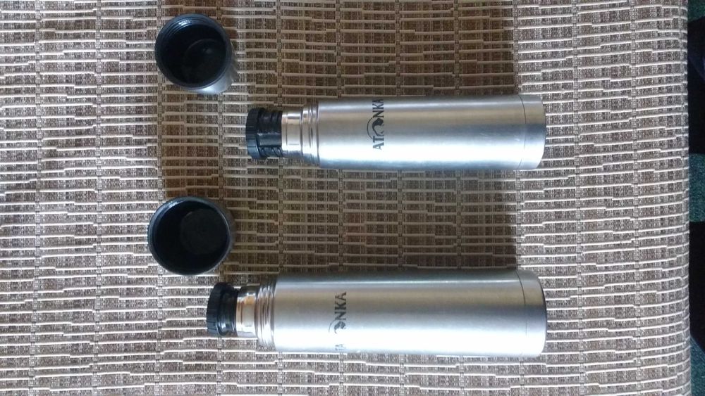 Термос Tatonka комплектом или по одному. 0.45   0.75