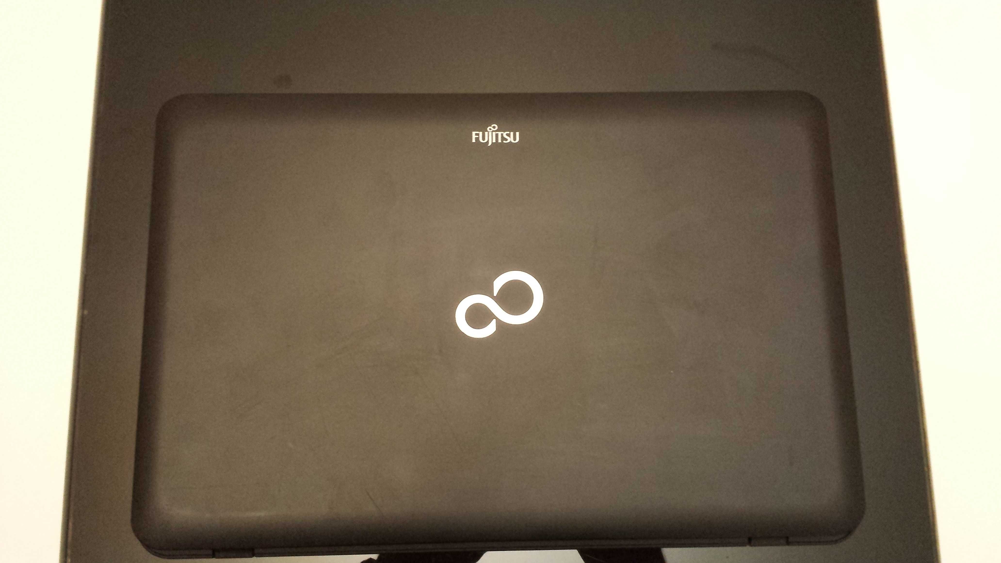 Laptop  Fujitsu Siemens
