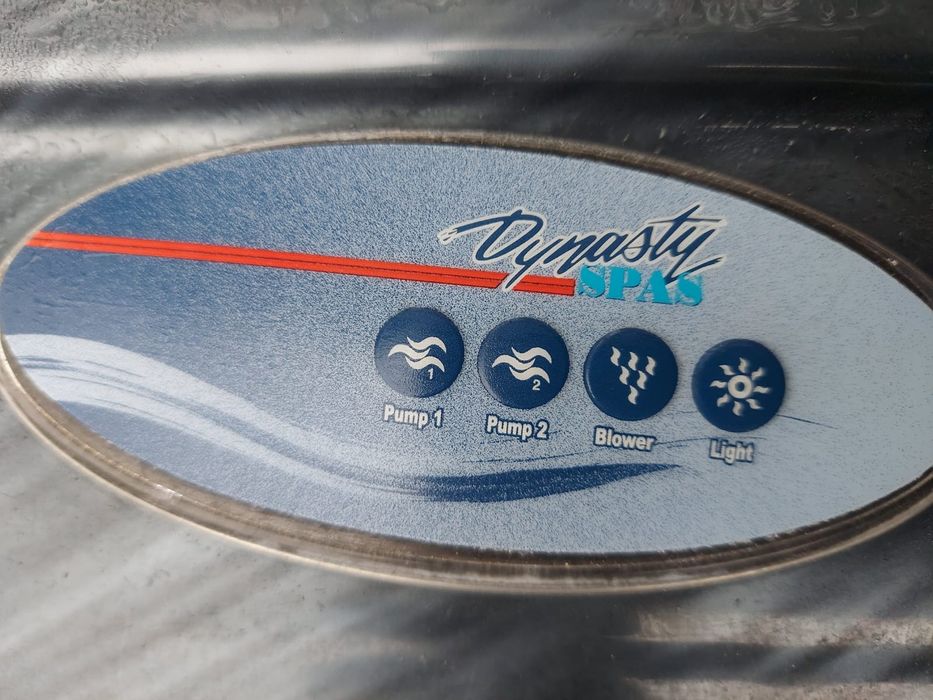 Jacuzzi ogrodowe amerykańskie Dynasty Spas 235x235.