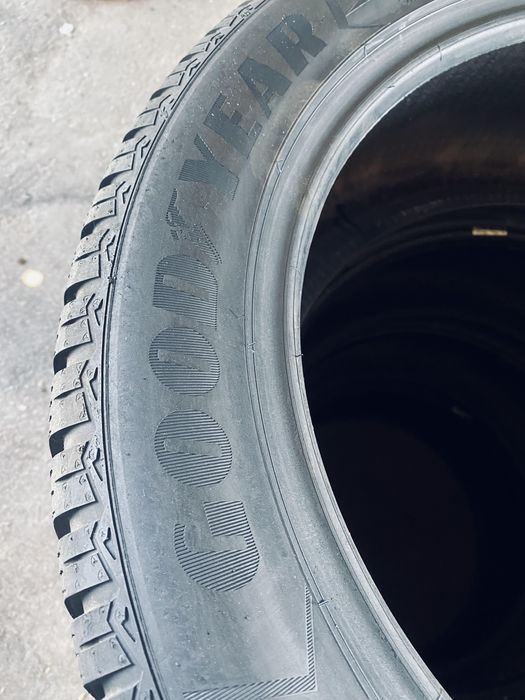 285 45 20 GoodYear UltraGrip 8 80-90% Зима 2023 Гарантія