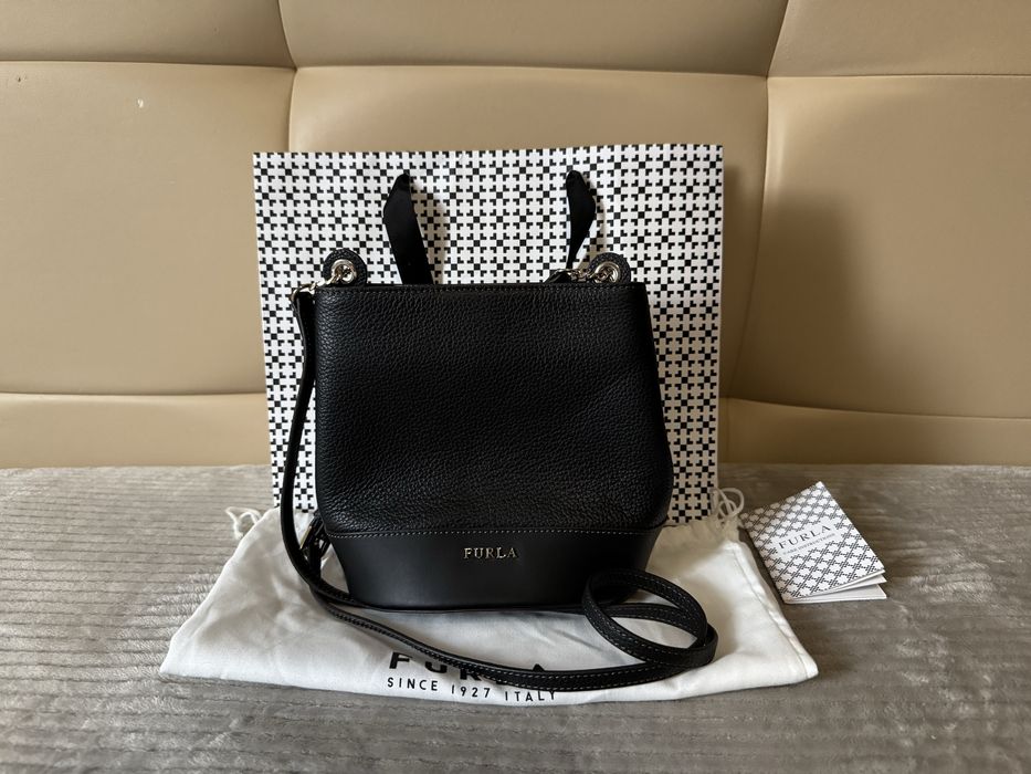 Сумка Furla Dori M Crossbody