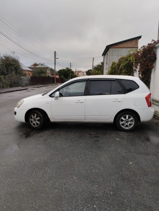 Кіа Каренс  2007