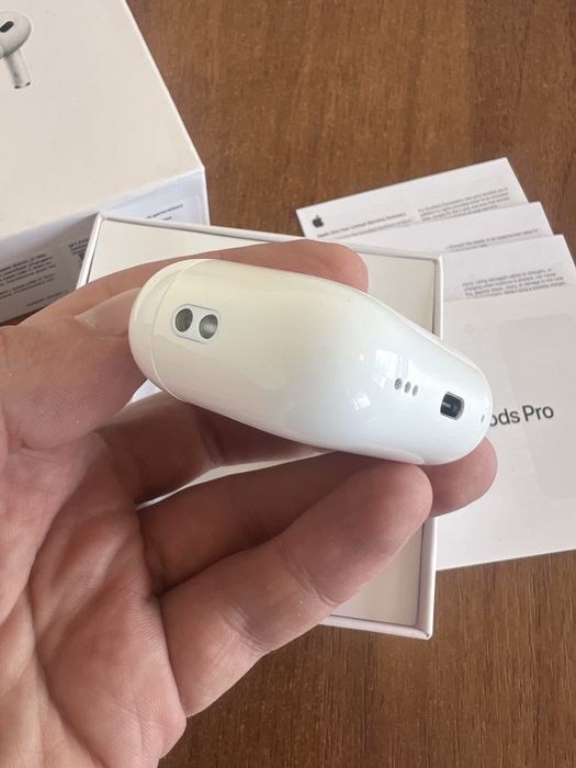 Airpods pro 2, шумоподавління,чіп airoha lux якість є опт і дроп