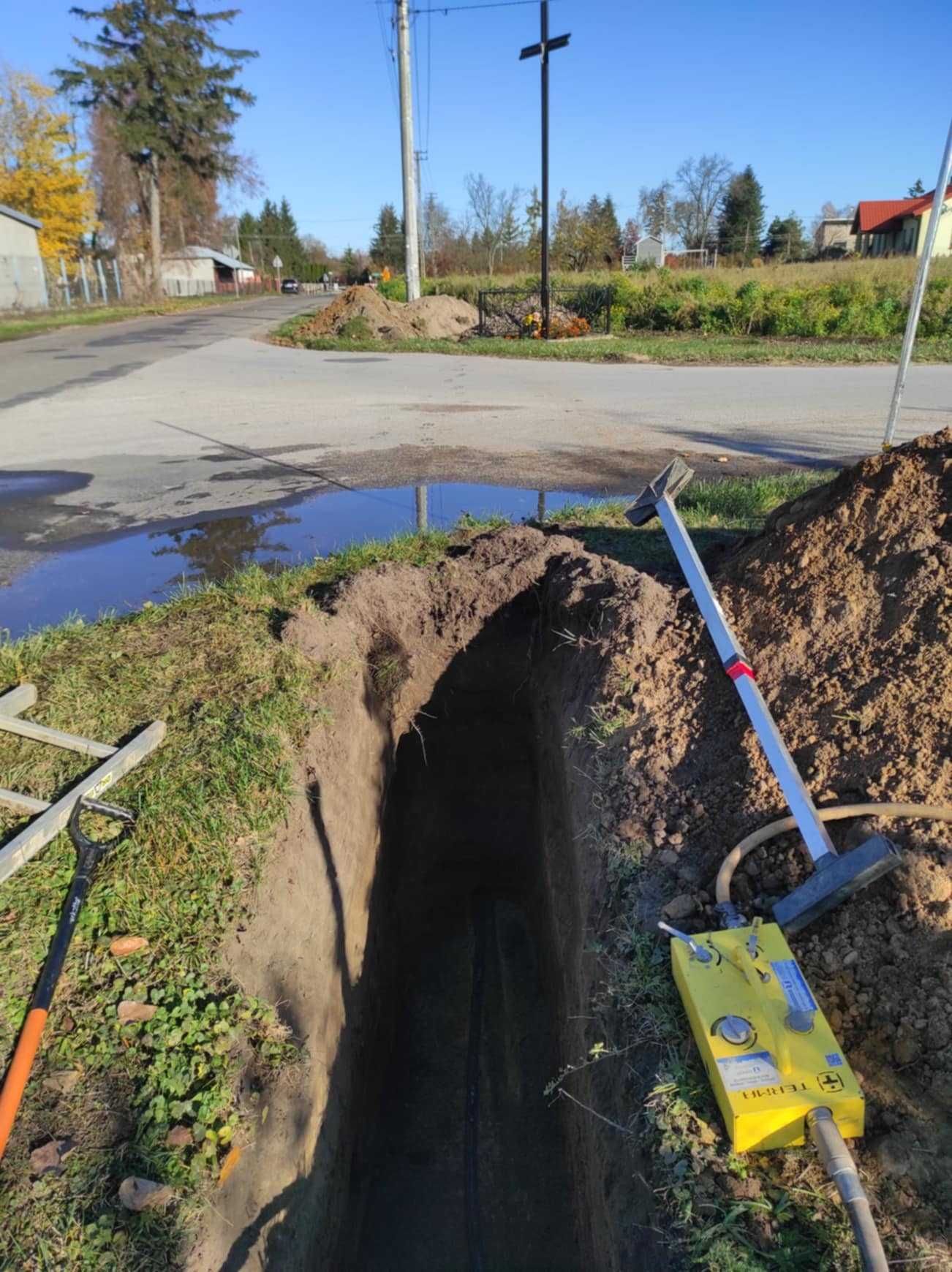 Metody bezwykopowe/ przeciski/ kret