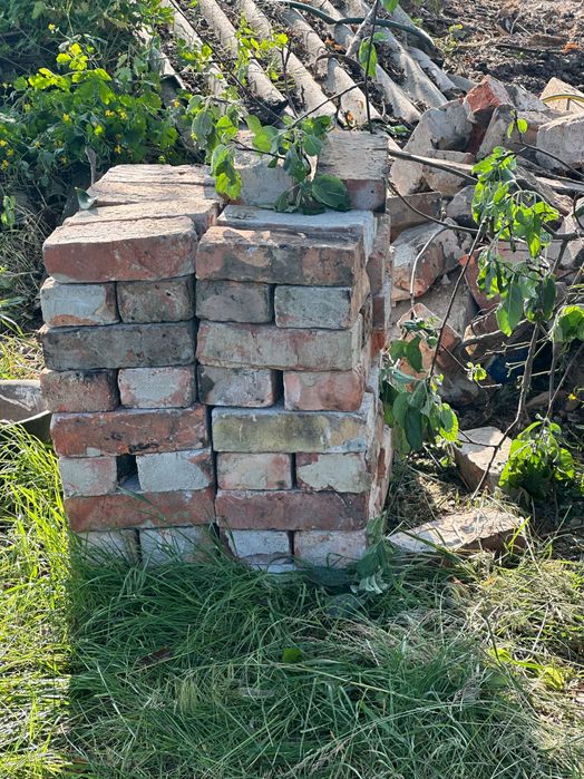 Цегла  червоний / білий продам