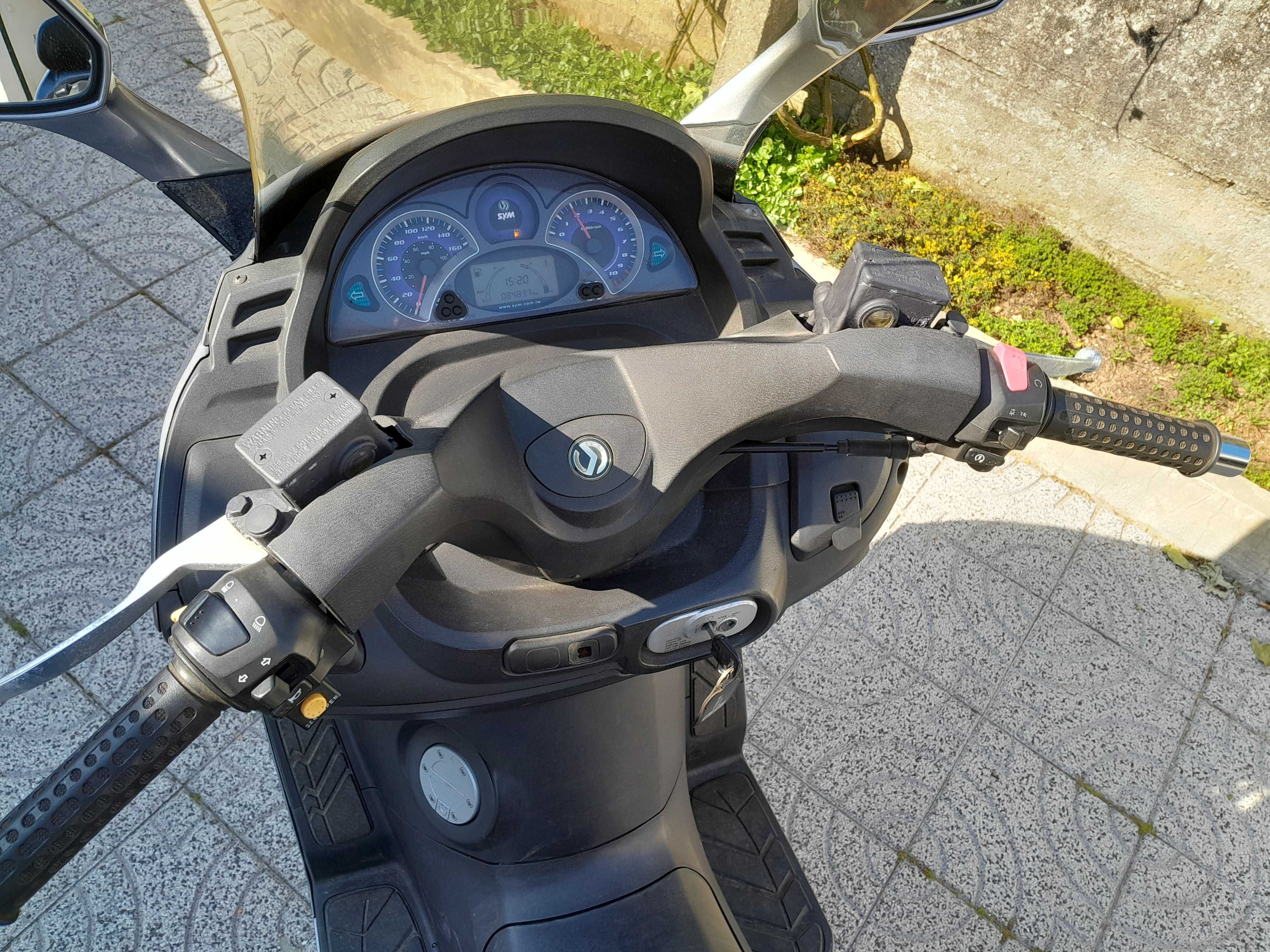 Scooter Sym GTS125 I