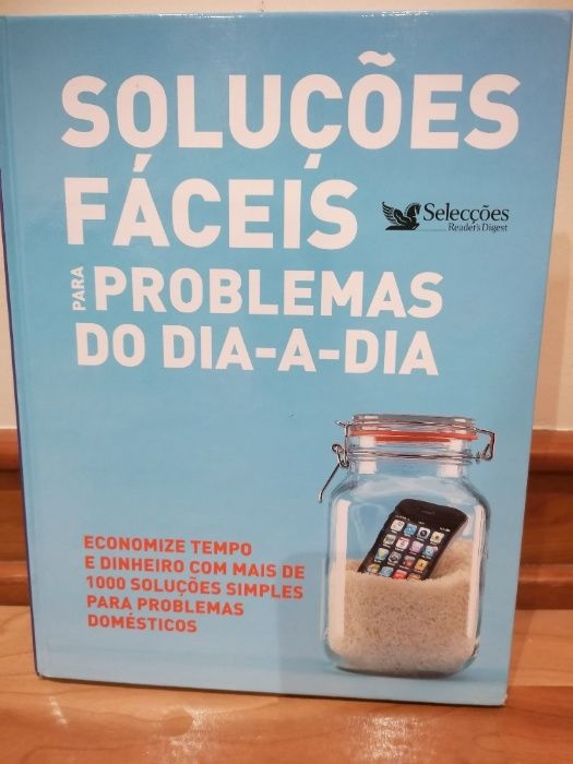 Livro "Soluções Fáceis para Problemas do Dia-a-Dia"