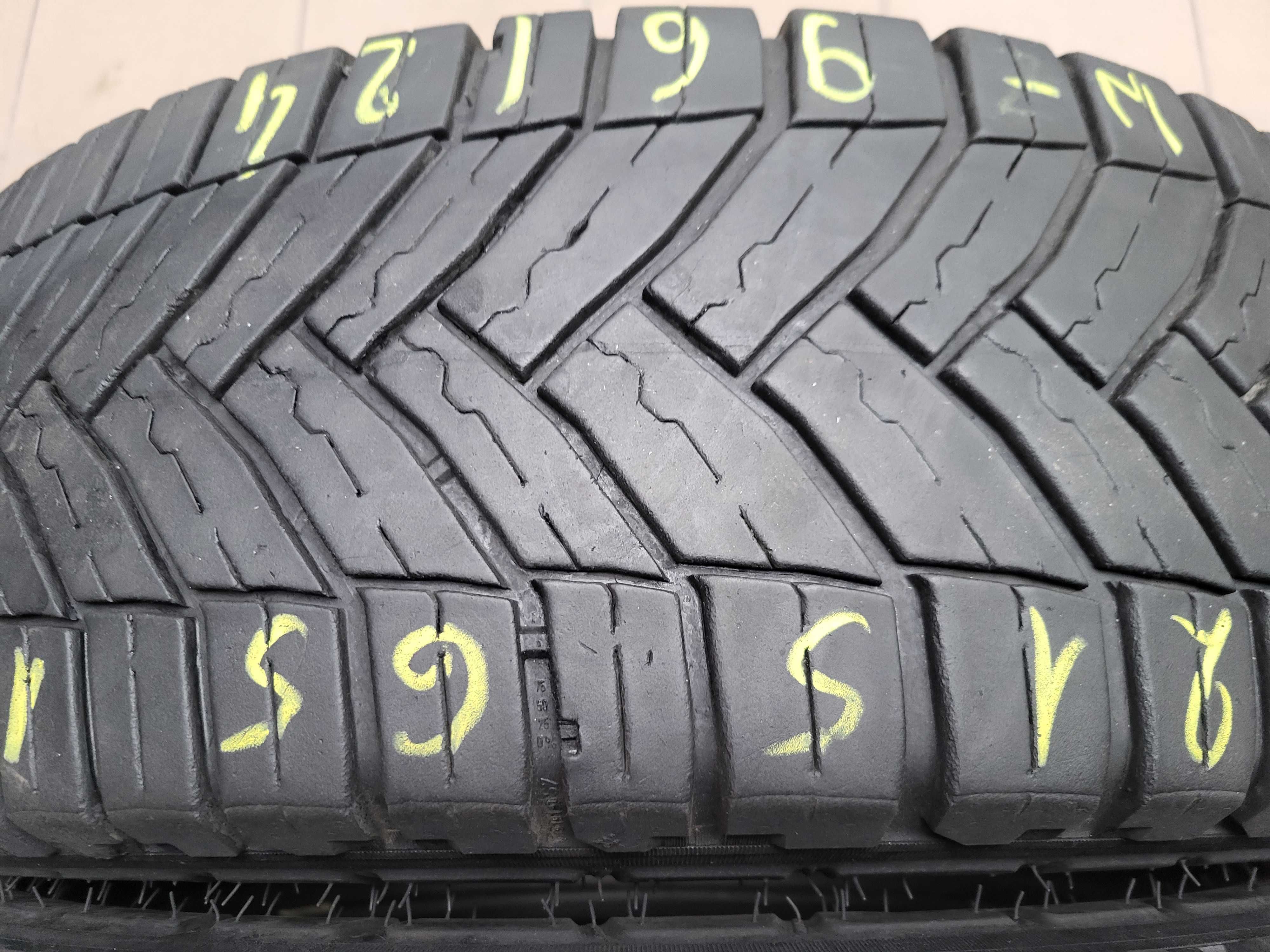 215/65r16C (W96/24)006 4szt 6mm Agilis MICHELIN CAŁOROCZNE