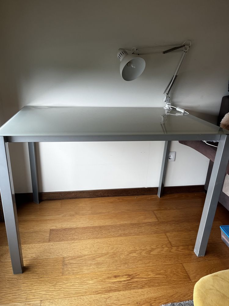 Vendo Mesa de Vidro