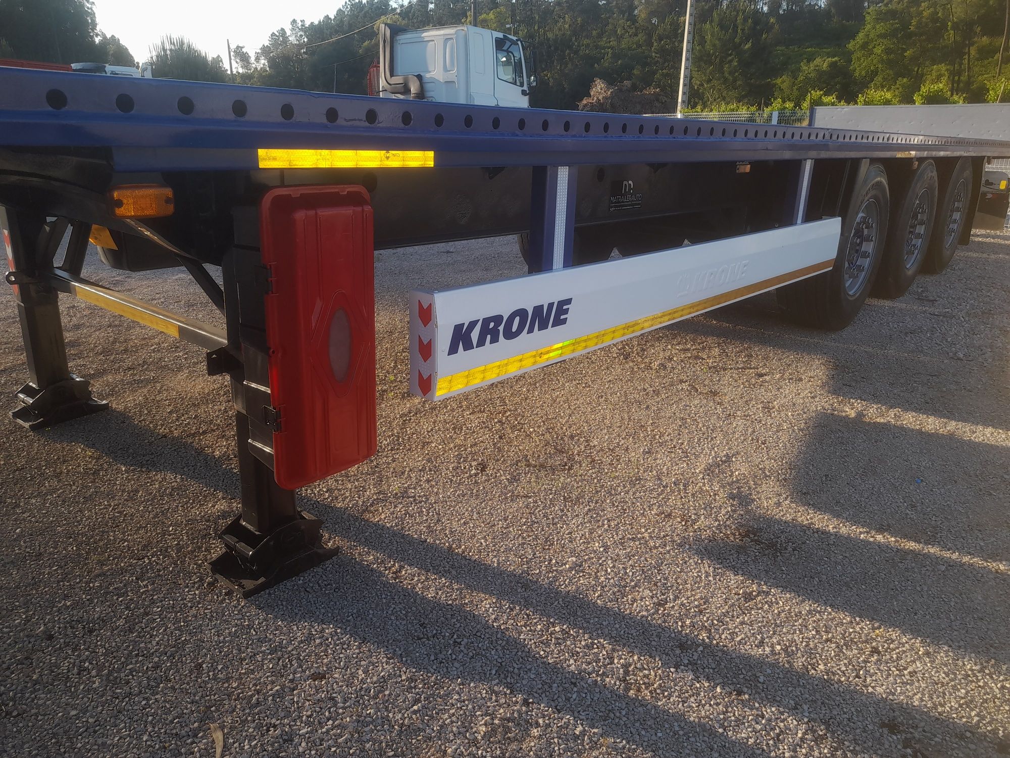 Semi-reboque Krone