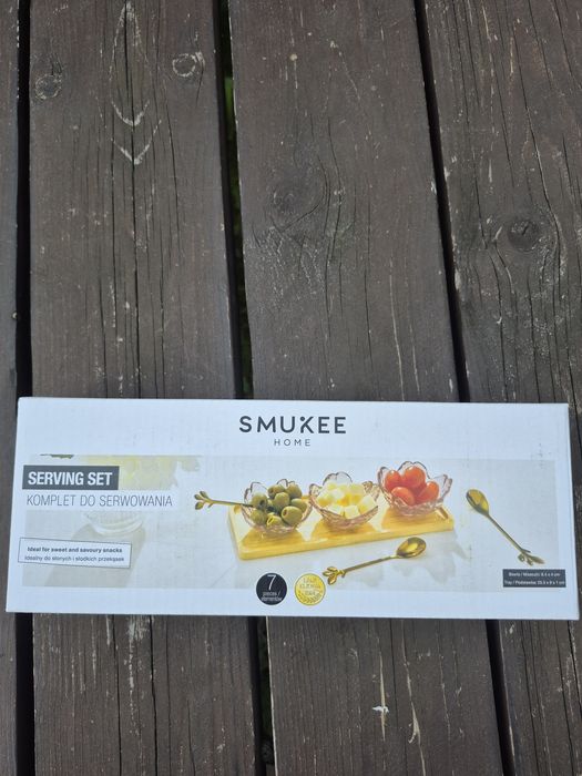 Smukee deska do serwowania 7 elementow przekąski Nowa