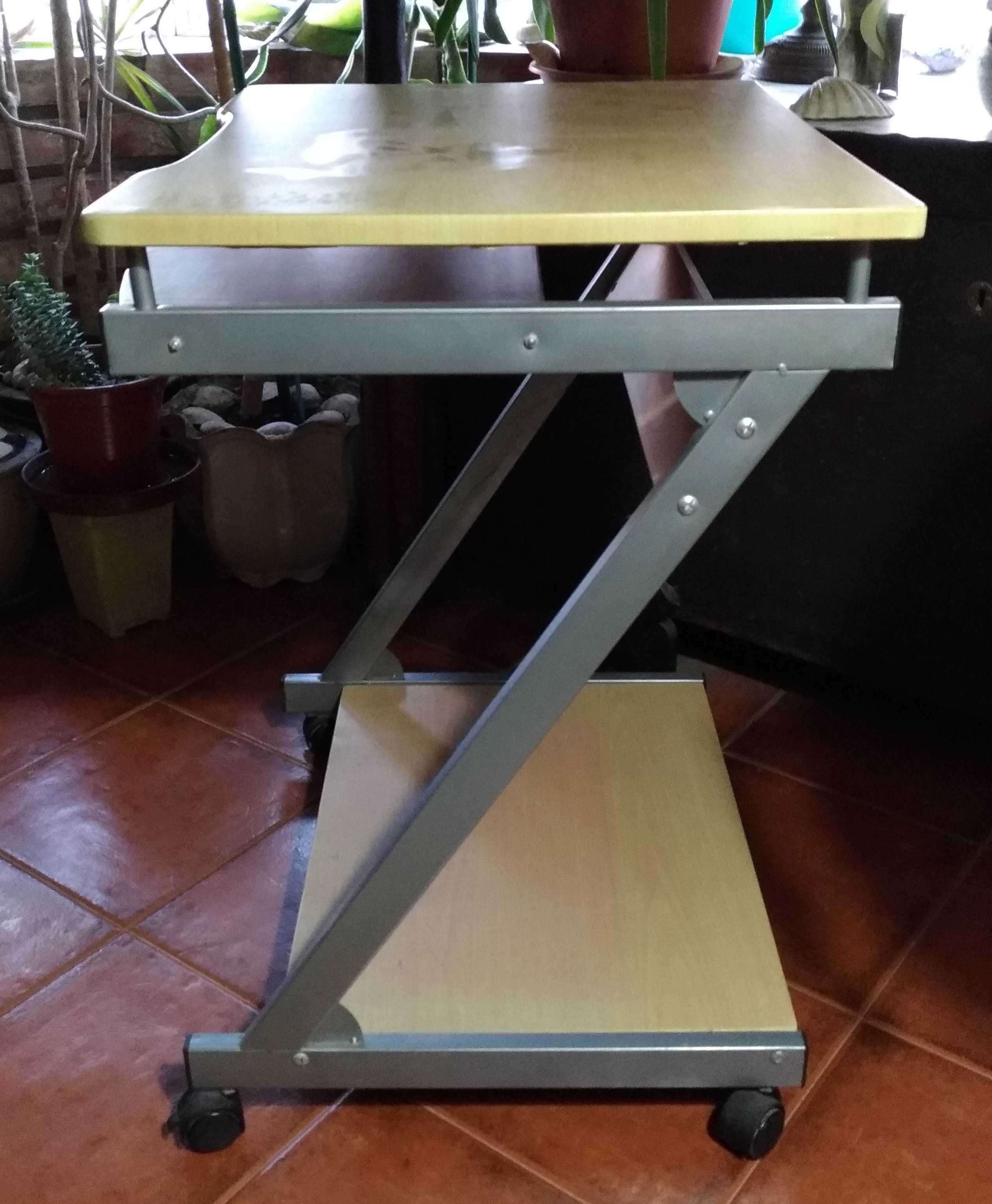 Mesa para computador