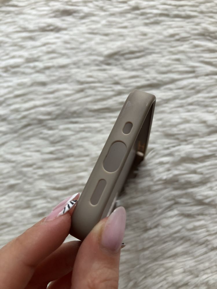 case iphone 12 mini / 13 mini guess