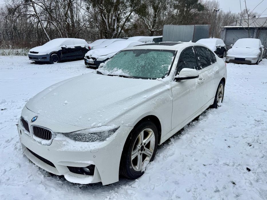 Bmw F30 330i 252 km 2017 r M-Pakiet