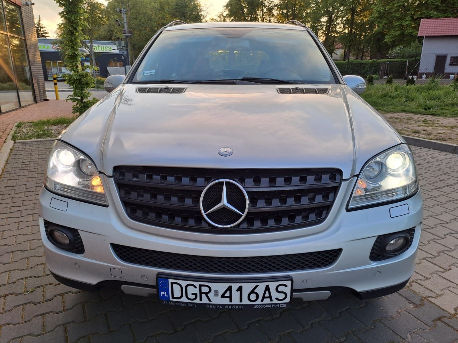 Na sprzedaż zadbany Mercedes ML 320 CDI 4 matic xenon