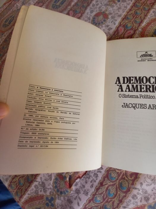 A Democracia à Americana de Jacques Arnault
