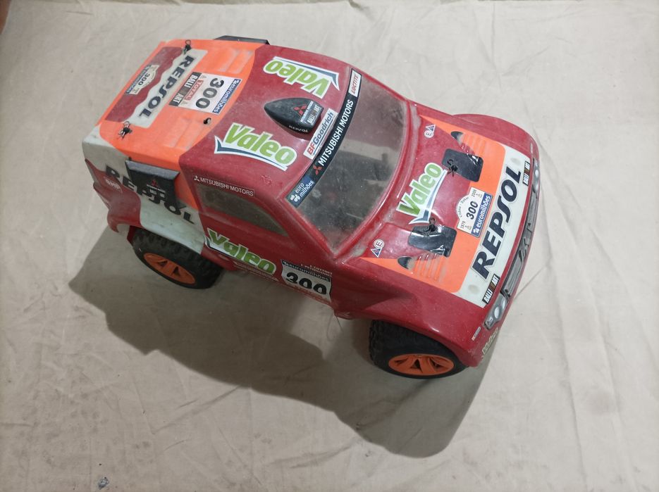 RC Mitsubishi Pajero