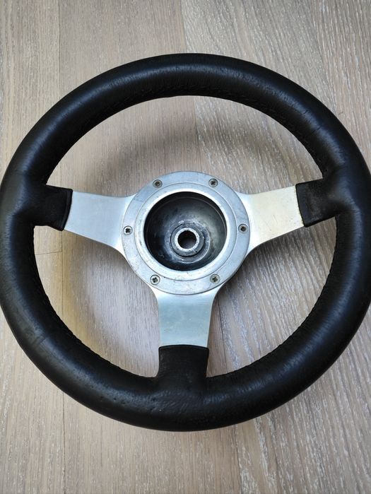ASTRALI трьох спицеве спортивне рульове кермо 12" кожа