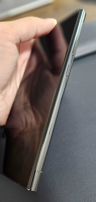 Мобільний телефон смартфон Samsung Galaxy S23 Ultra 256GB DualSim