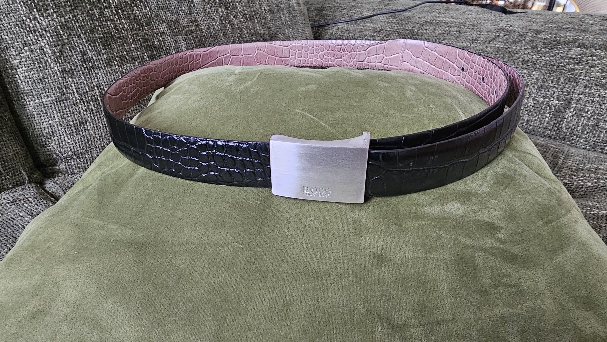Skórzany pasek Boss krokodyl 93-117 cm