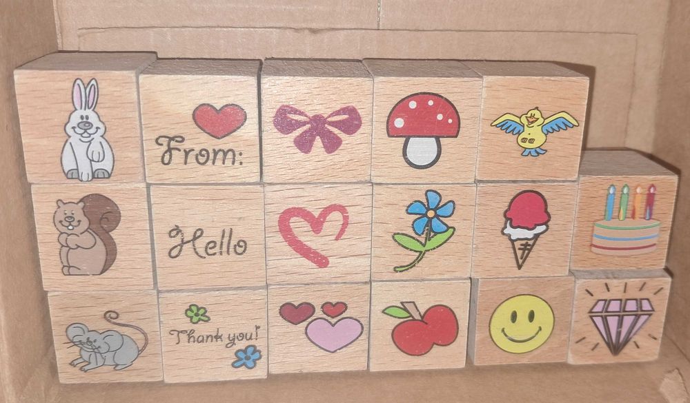 Conjunto 17 carimbos em madeira