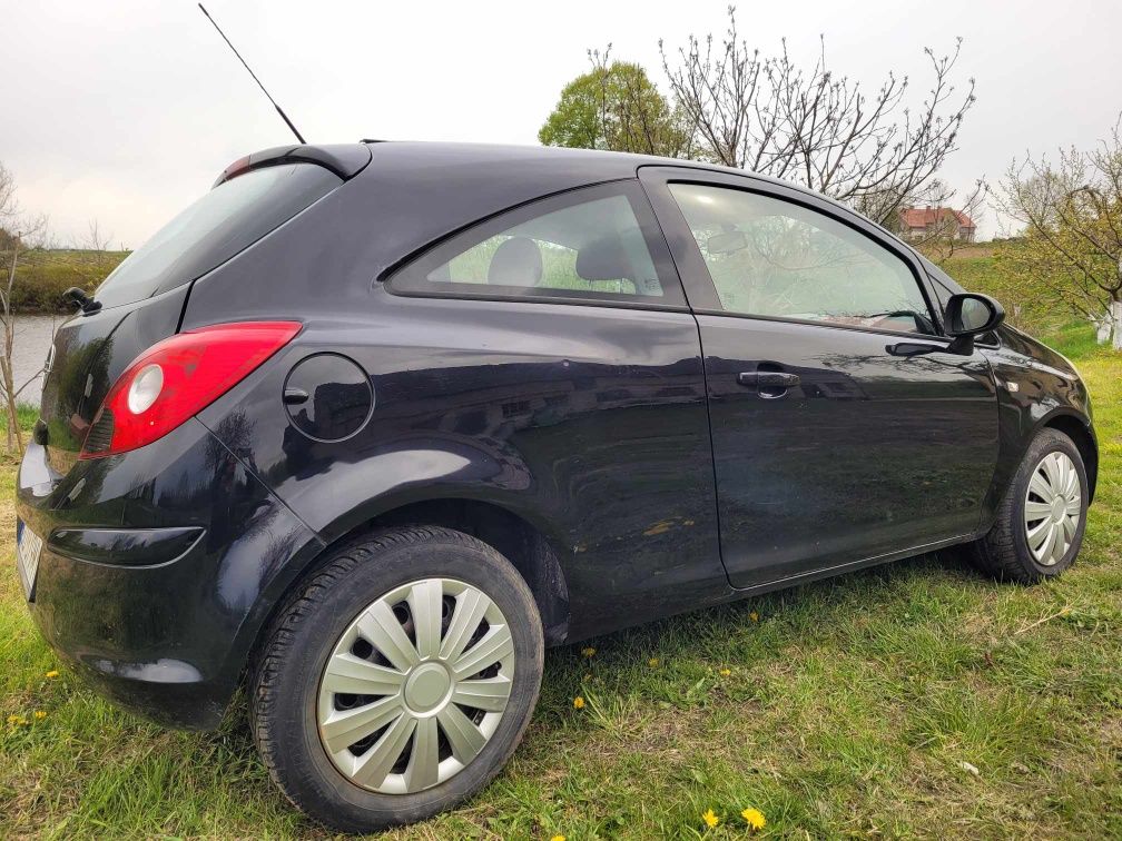 Opel Corsa 1.2 benzyna  2009