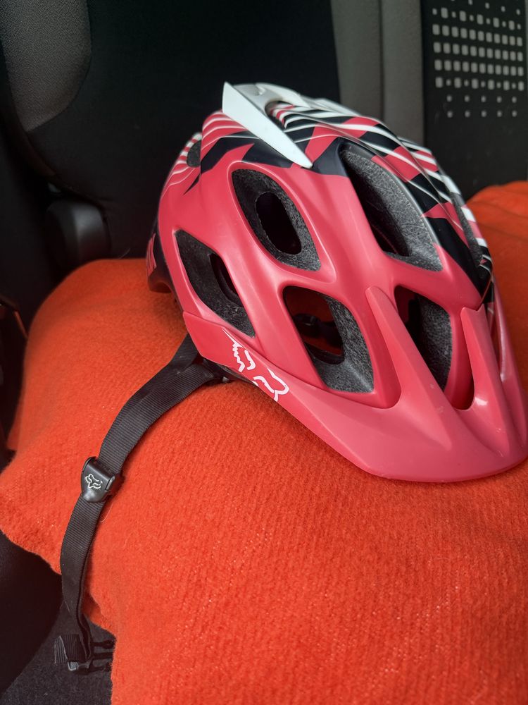 Kask rowerowy fox. L-XL
