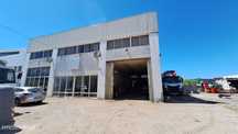 Nave industrial munida de ponte rolante de 5 TON + lote contíguo livre