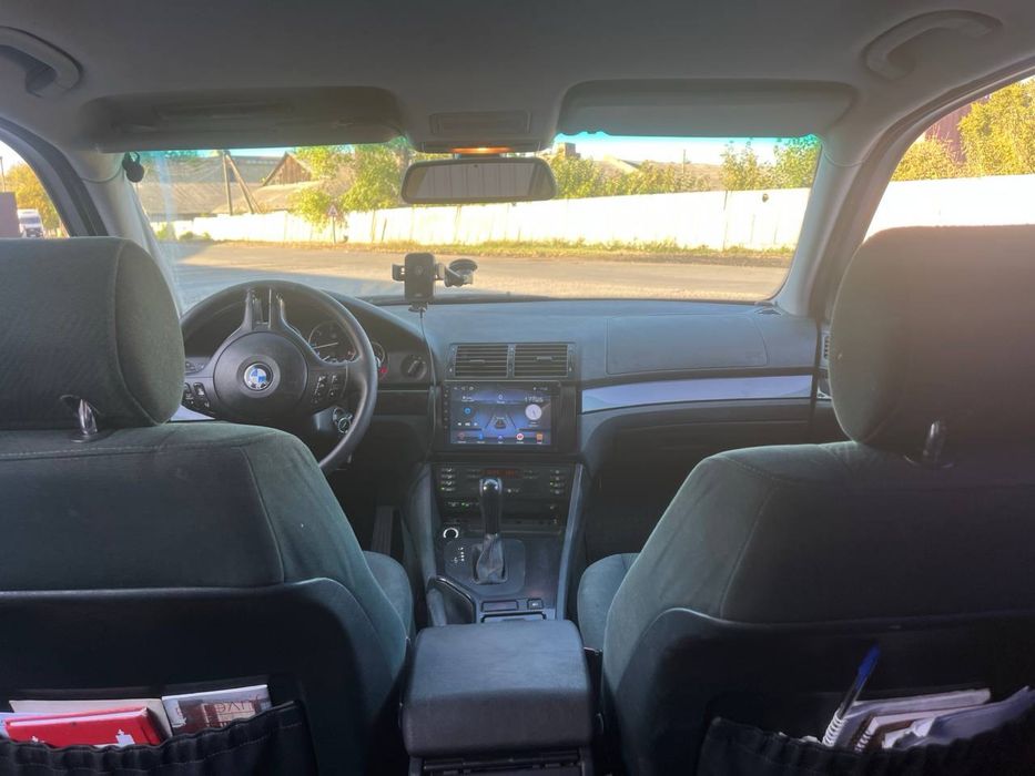 Автомобіль BMW е39 525d.